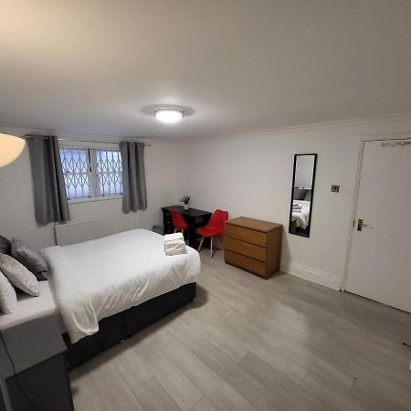 Cosy Apartment By Clapham South Underground! Londra Exterior foto