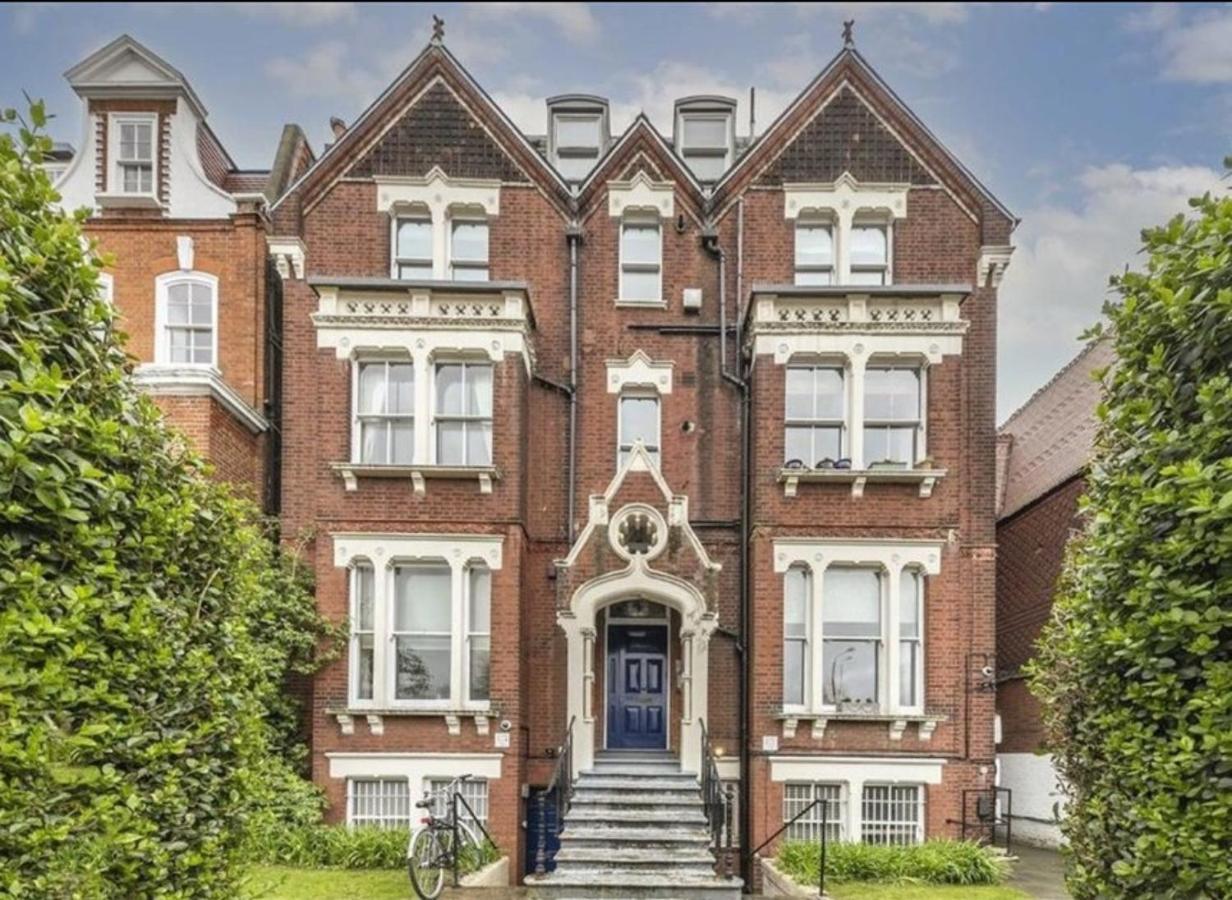 Cosy Apartment By Clapham South Underground! Londra Exterior foto