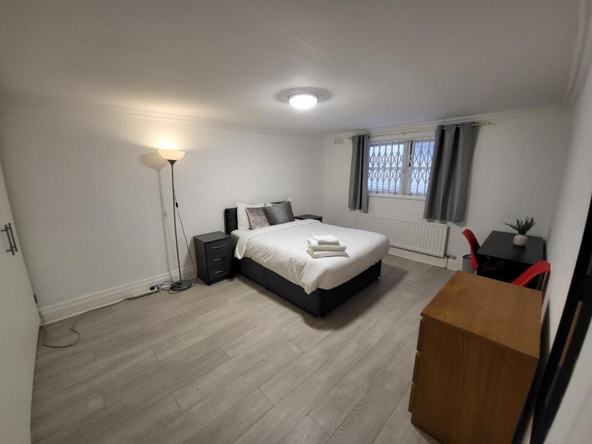 Cosy Apartment By Clapham South Underground! Londra Exterior foto