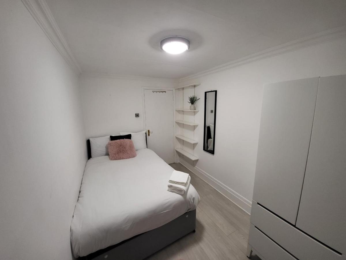 Cosy Apartment By Clapham South Underground! Londra Exterior foto